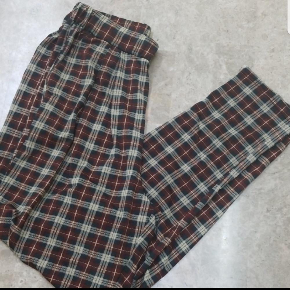 stretchy pants with fun print